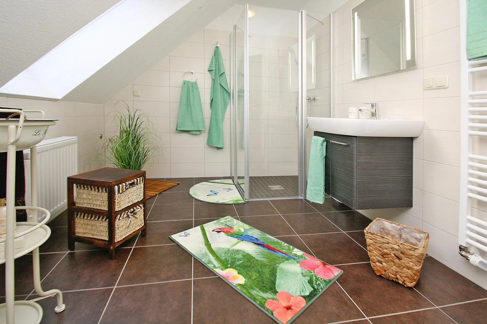 Country House by Lake Dummer With Rowing Boat