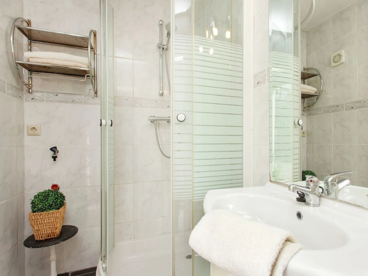 Nostalgic Holiday Accommodation on the Outskirts of the Village of Mechelen in South Limburg
