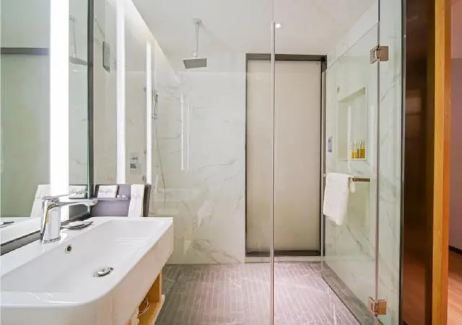 Borrman Hotel Zhaoqing Sihui Jade City