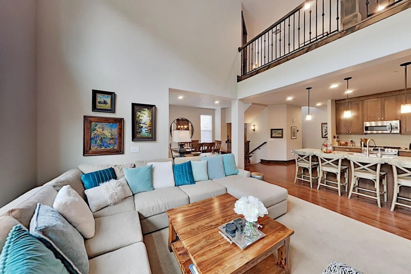 999wabig 4 Bedroom Home