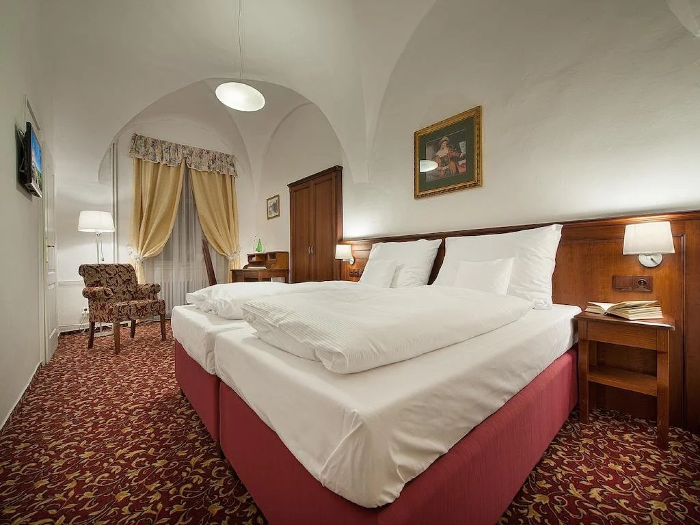 EA Zamecky Hotel Hruba Skala