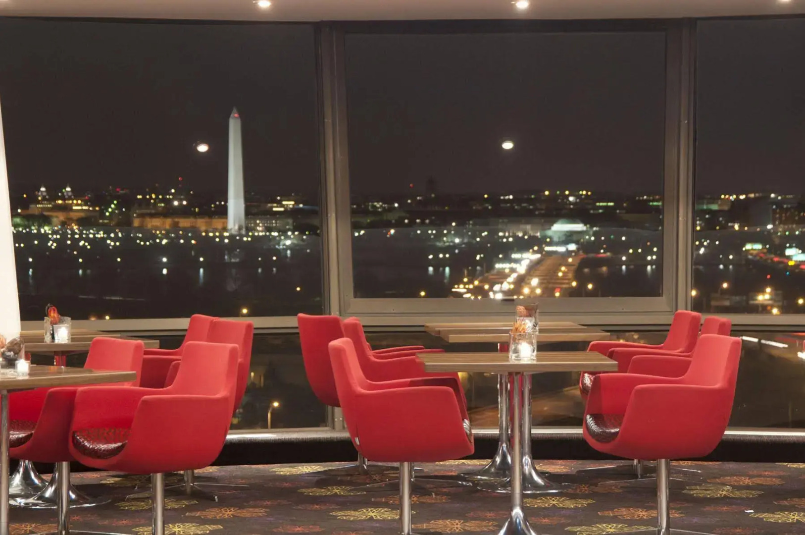 DoubleTree by Hilton Washington DC - Crystal City