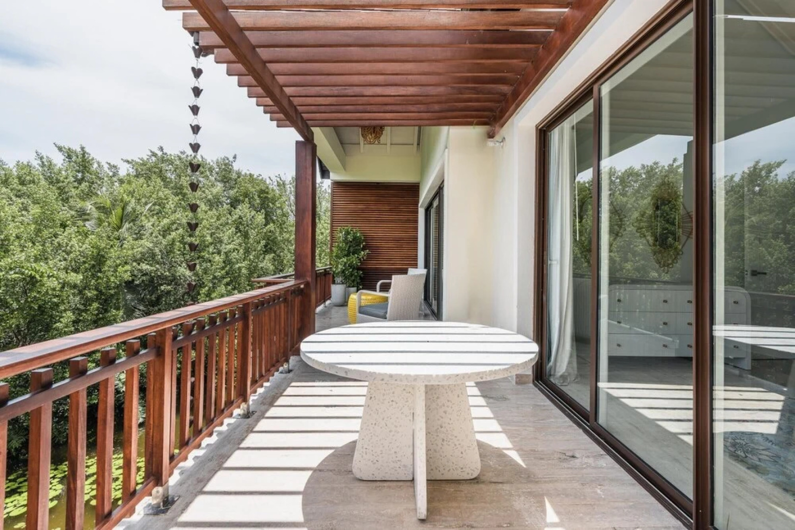 Relaxing El Portillo 2BR Apt