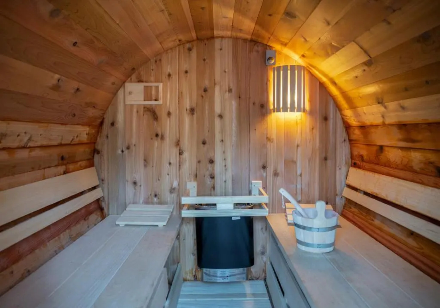 ZEN-Bungalow NO 3 met sauna en hottub