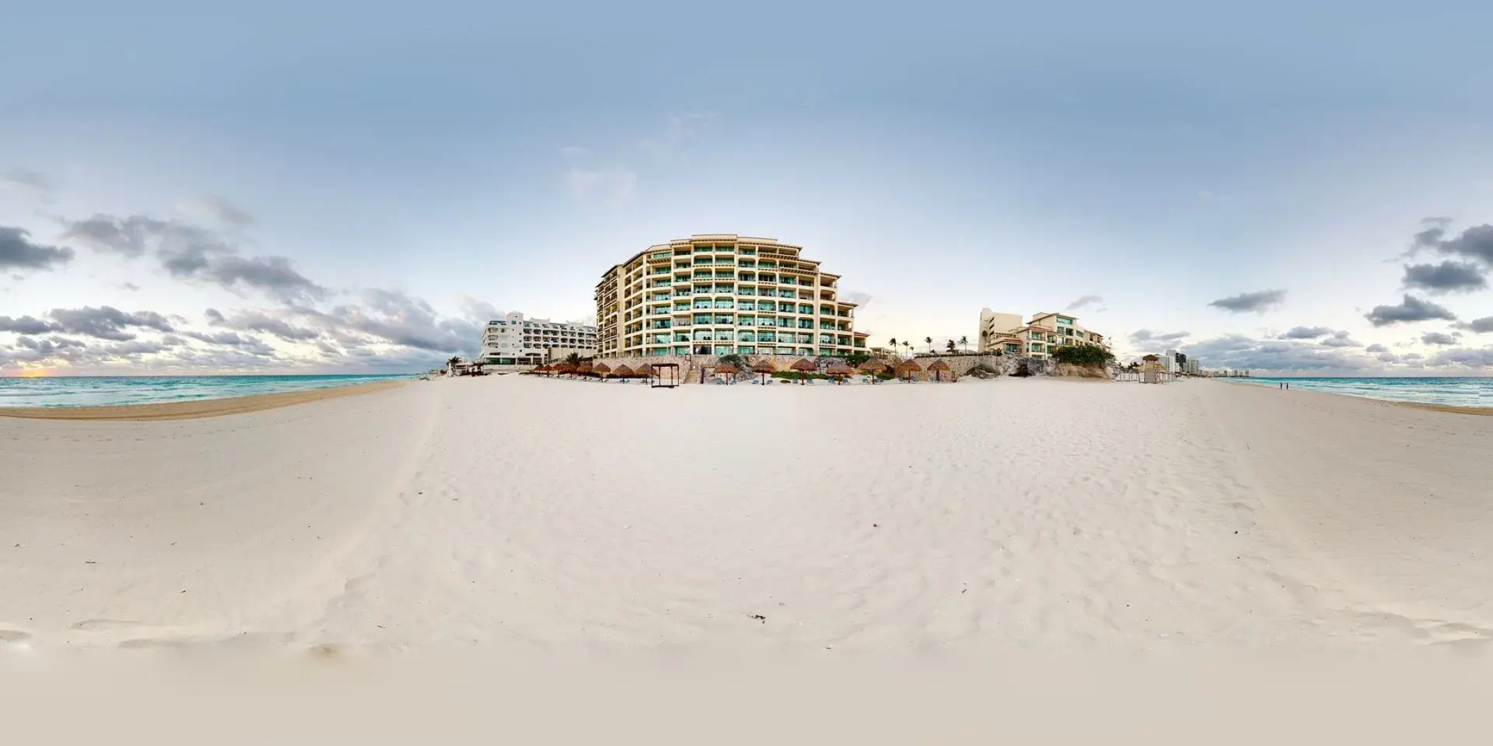 Grand Park Royal Cancún