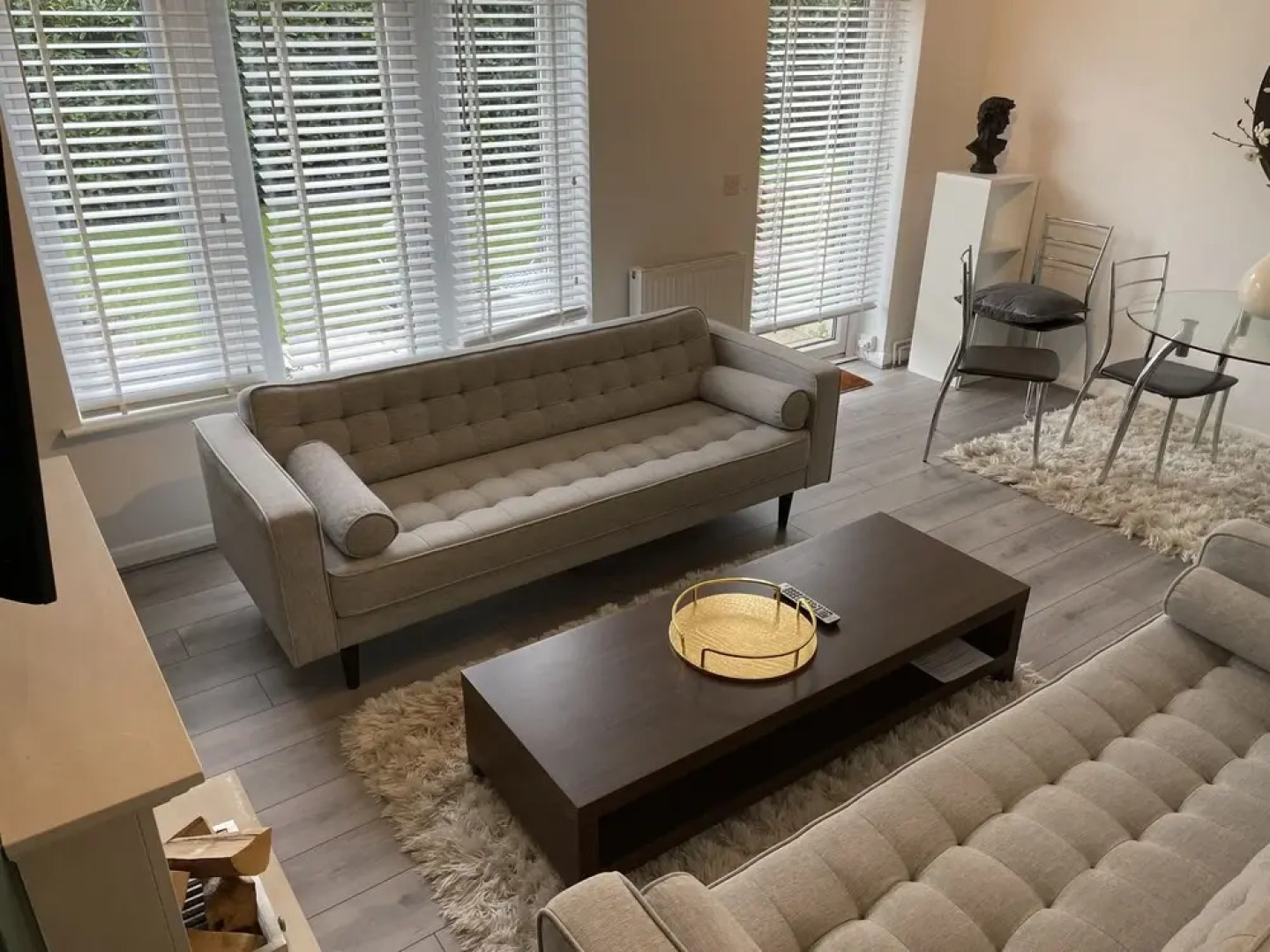 Continental Apartments - 2-bed Apartment in Fleet