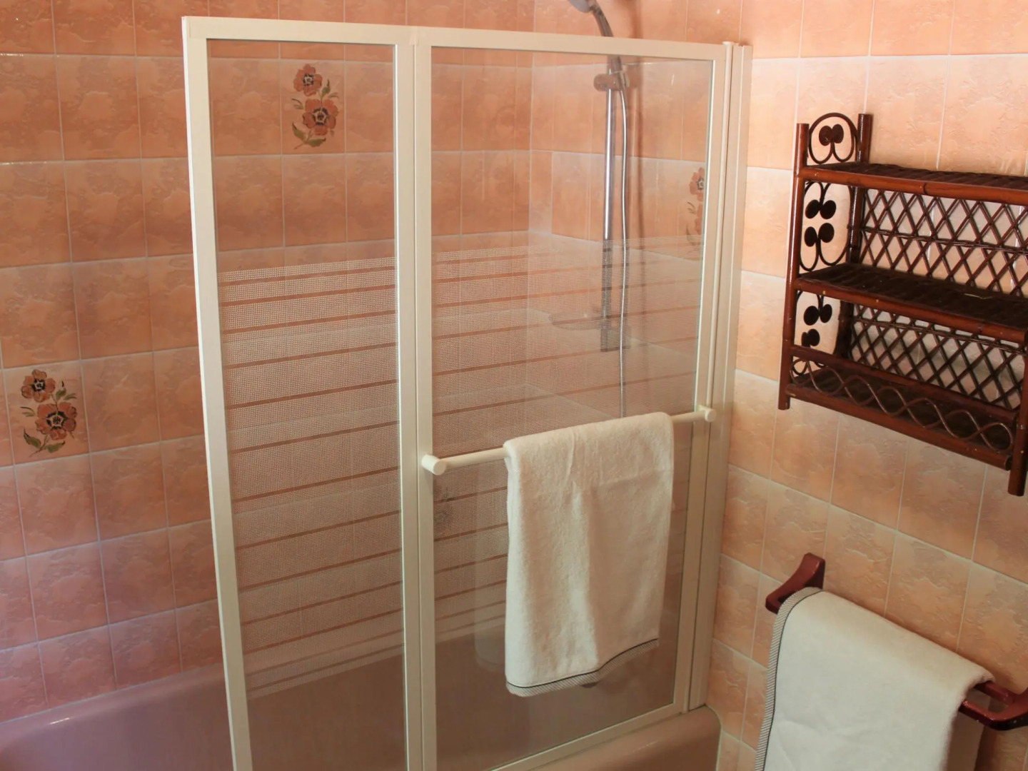 Holiday Home in Saint-antonin-du-var With Private Pool