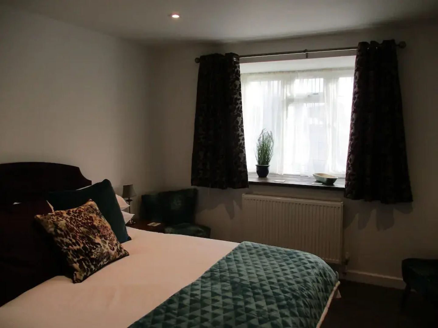 Blackbird House, Apartments and Studios