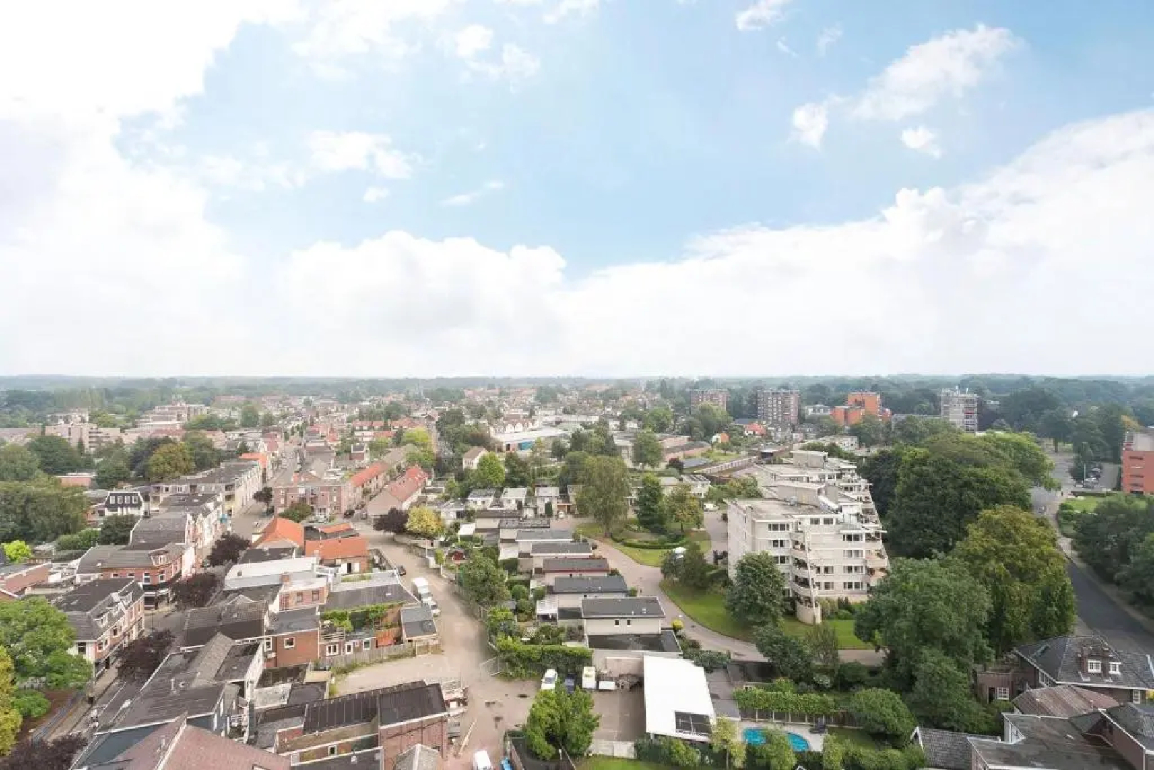 City centre apartment with a beautiful view #expat
