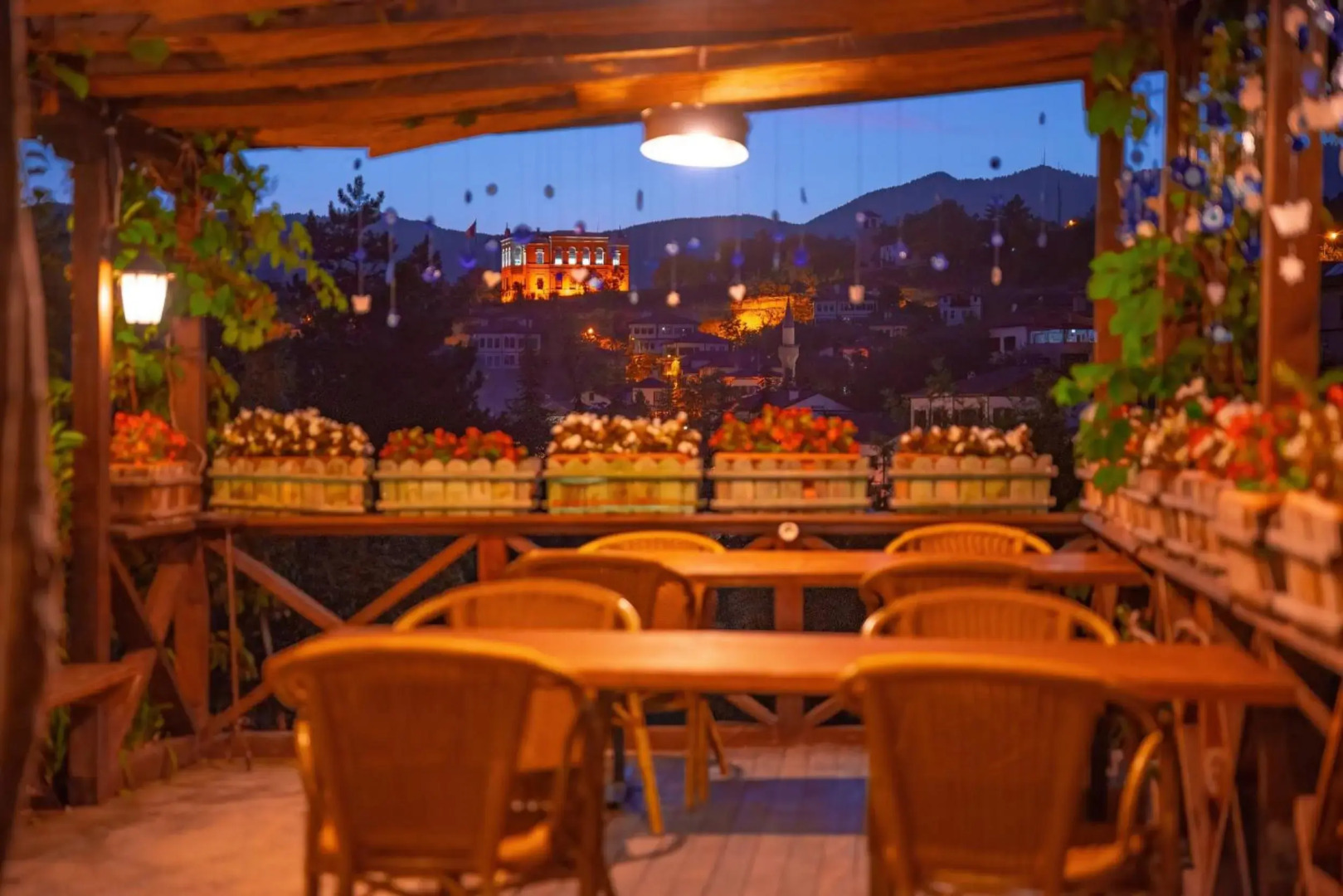 Cesmeli Konak Garden