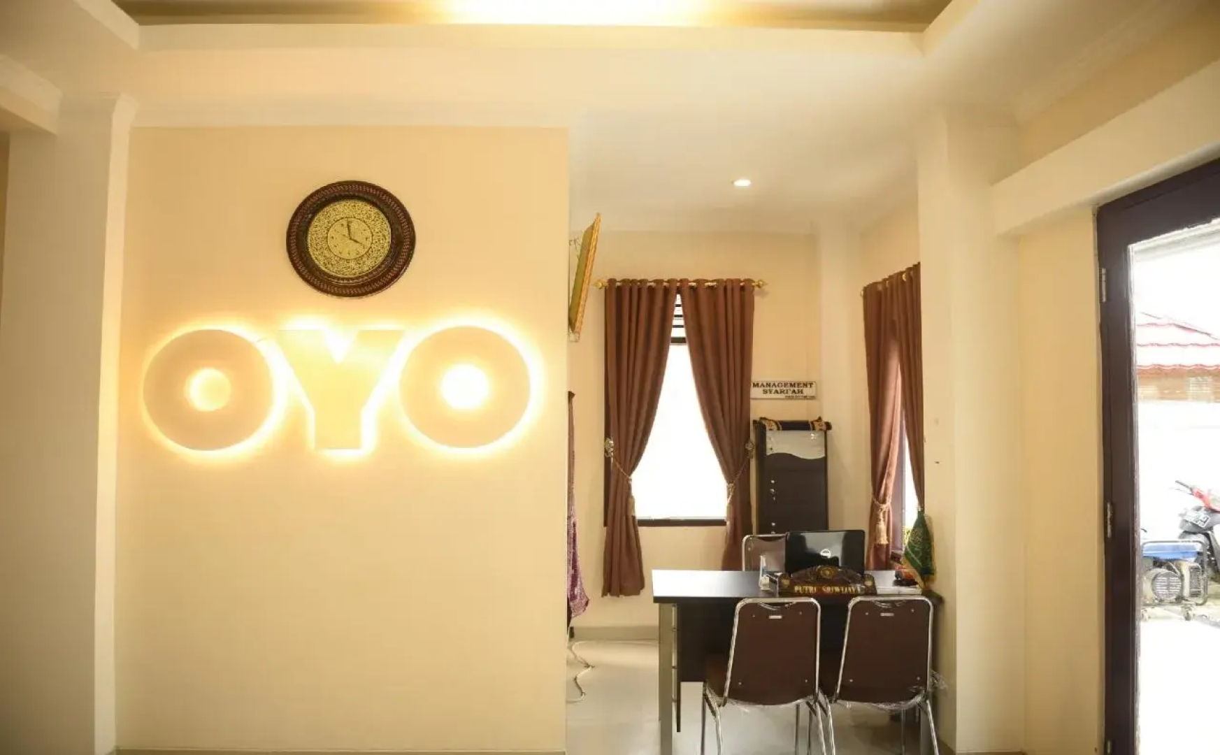 OYO 184 Grand Putri Sriwijaya