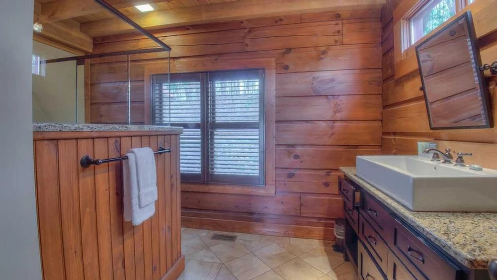 Chestnut Lodge by Escape to Blue Ridge