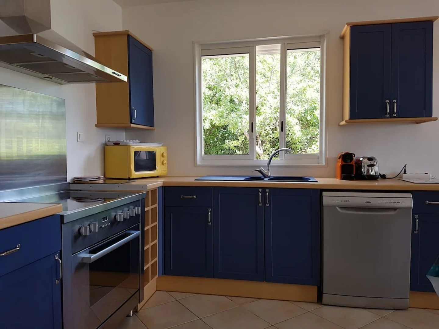 Holiday home in Courry, with private pool, covered terrace and beautiful views