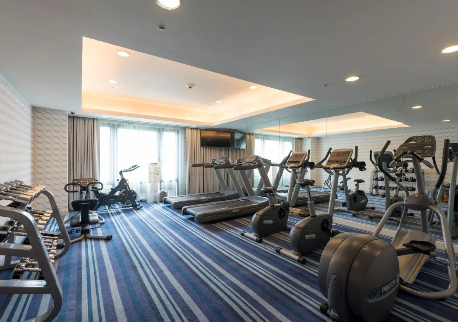 Grand Victoria Hotel