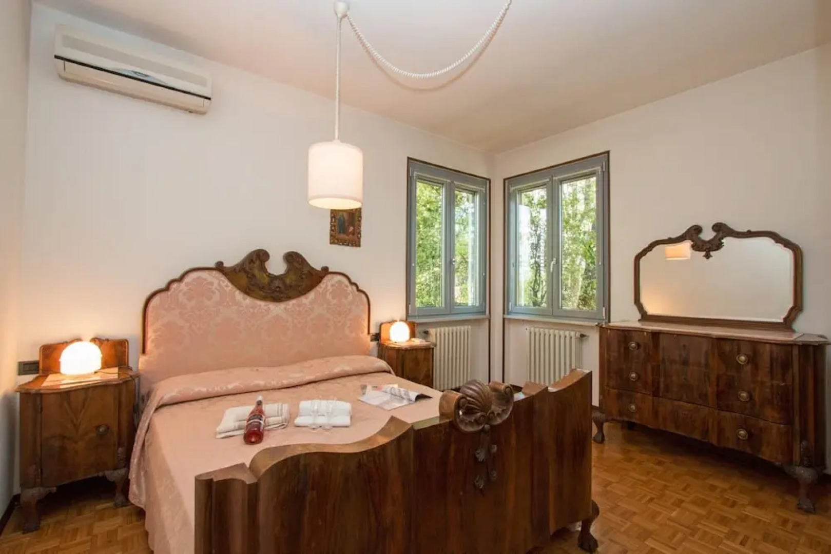 Villa dei Salici con Piscina by Wonderful Italy