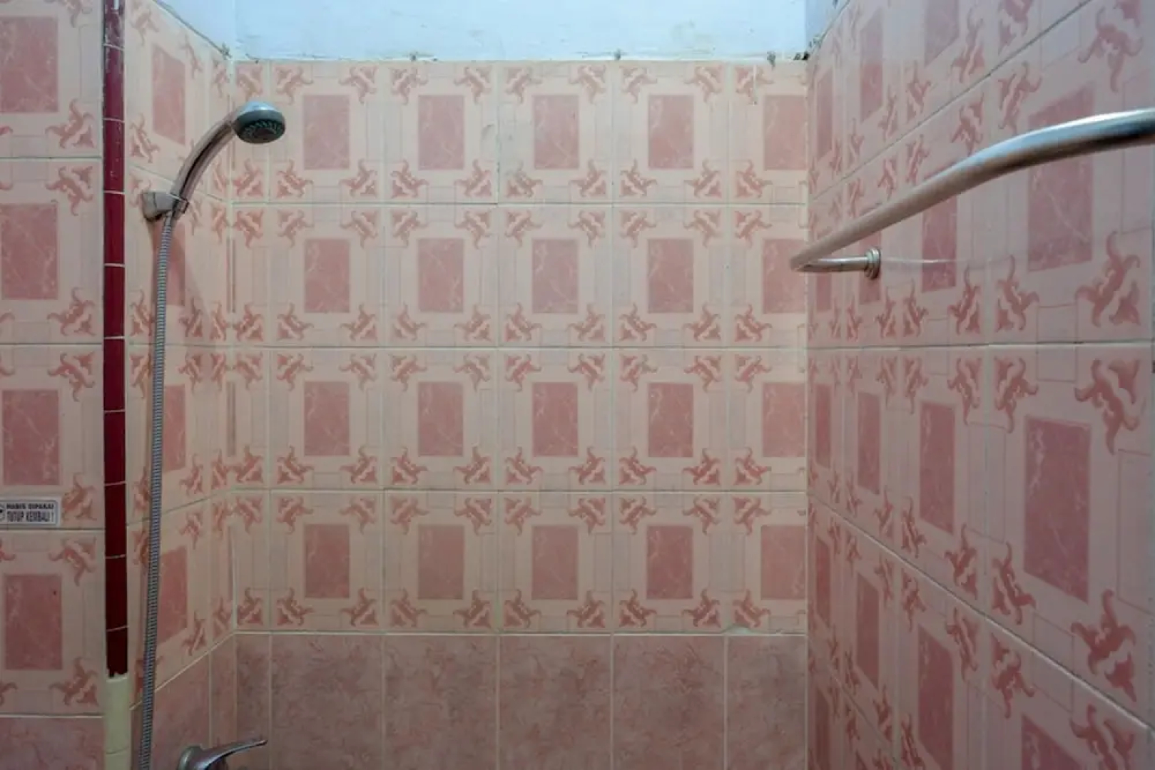 RedDoorz Plus Syariah near Stasiun Pekalongan 2