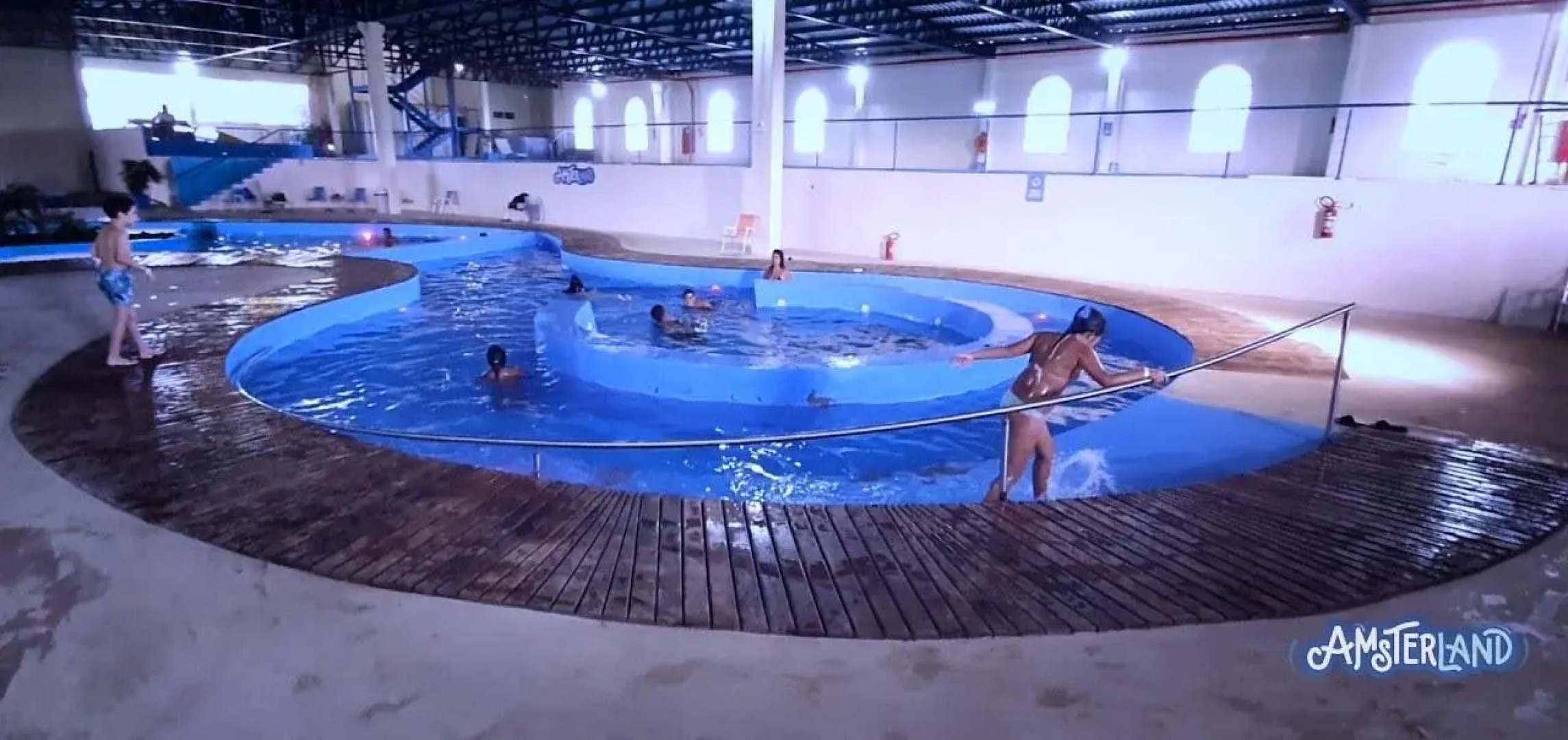 Emirates Hotel & Suítes