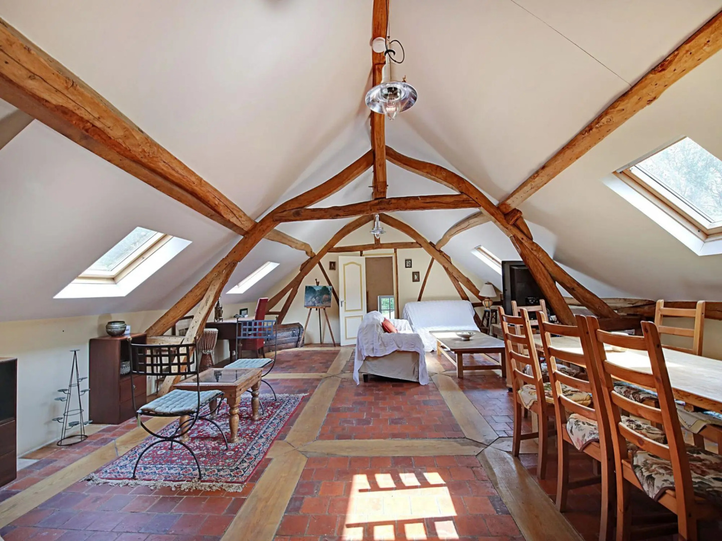 Charming Holiday Home in Raizeux Near Forest