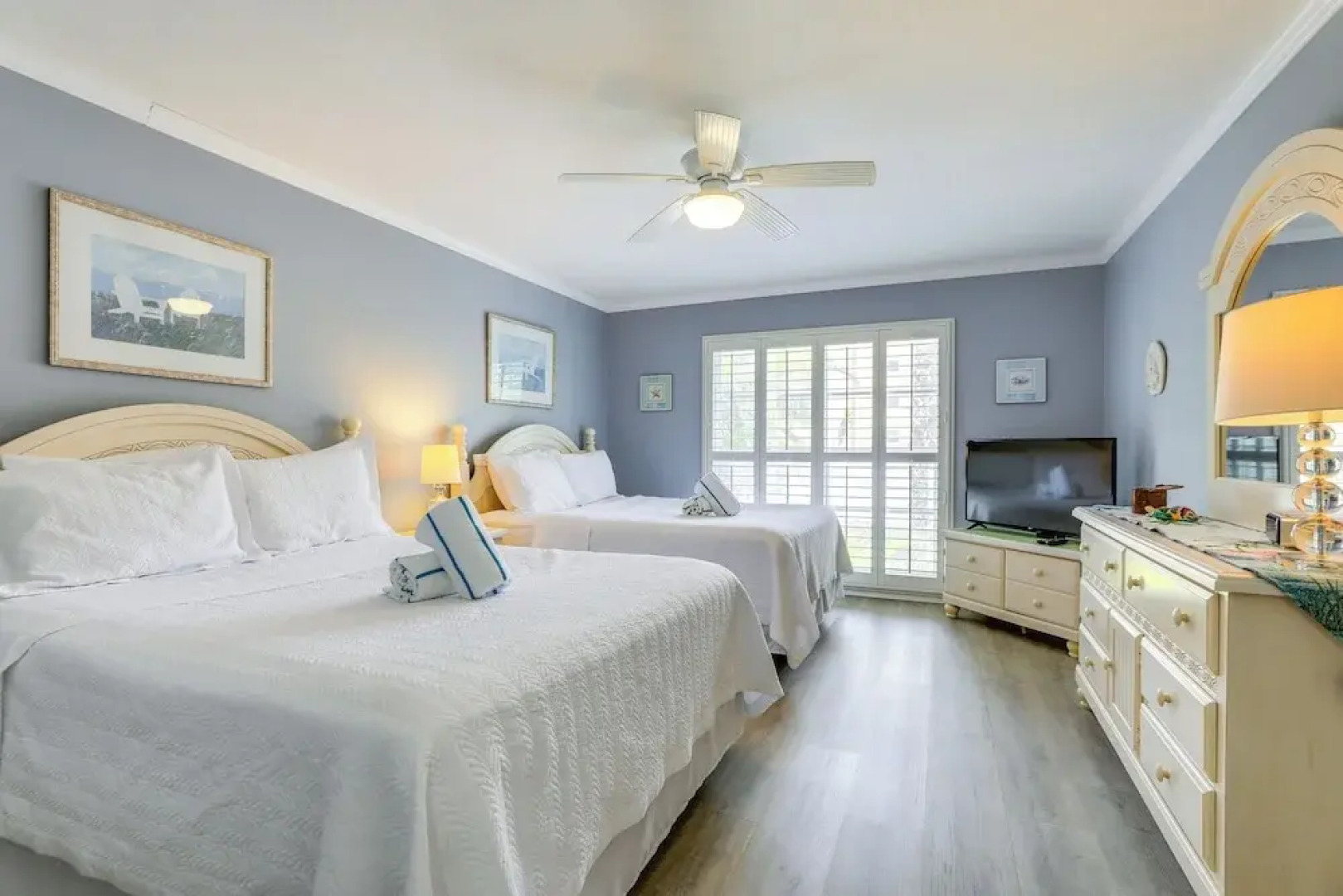 Beach & Pool Access: Gulf Coast Villa w/ Balcony