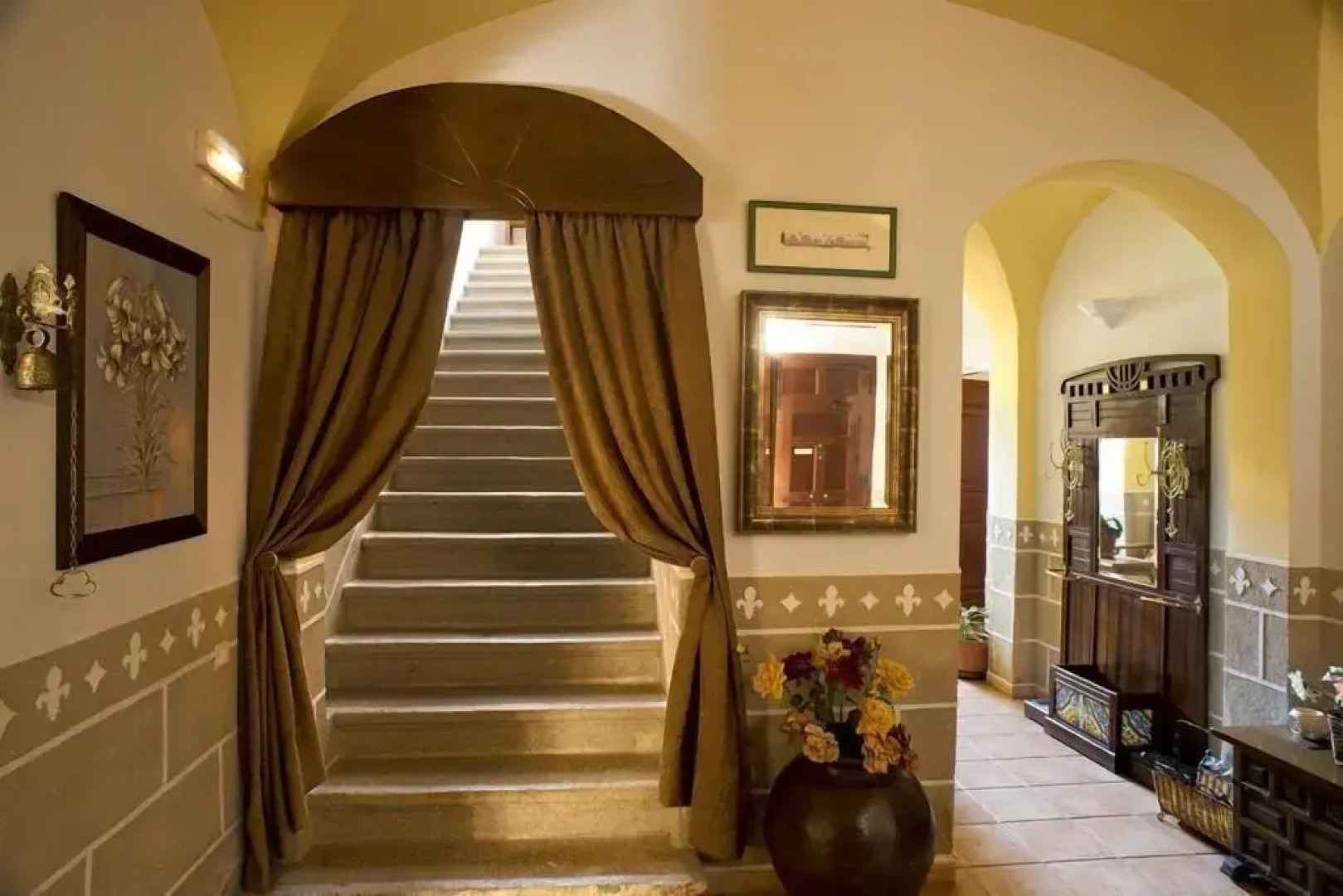 Hotel Rural La Casa de Pasarón