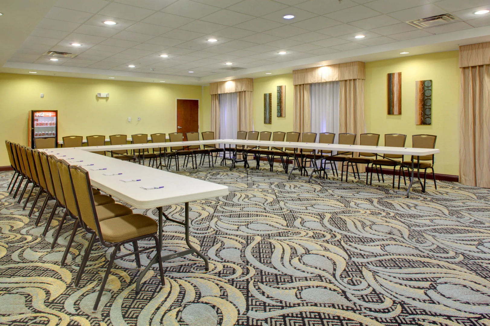Holiday Inn Express Hotel & Suites Cross Lanes by IHG