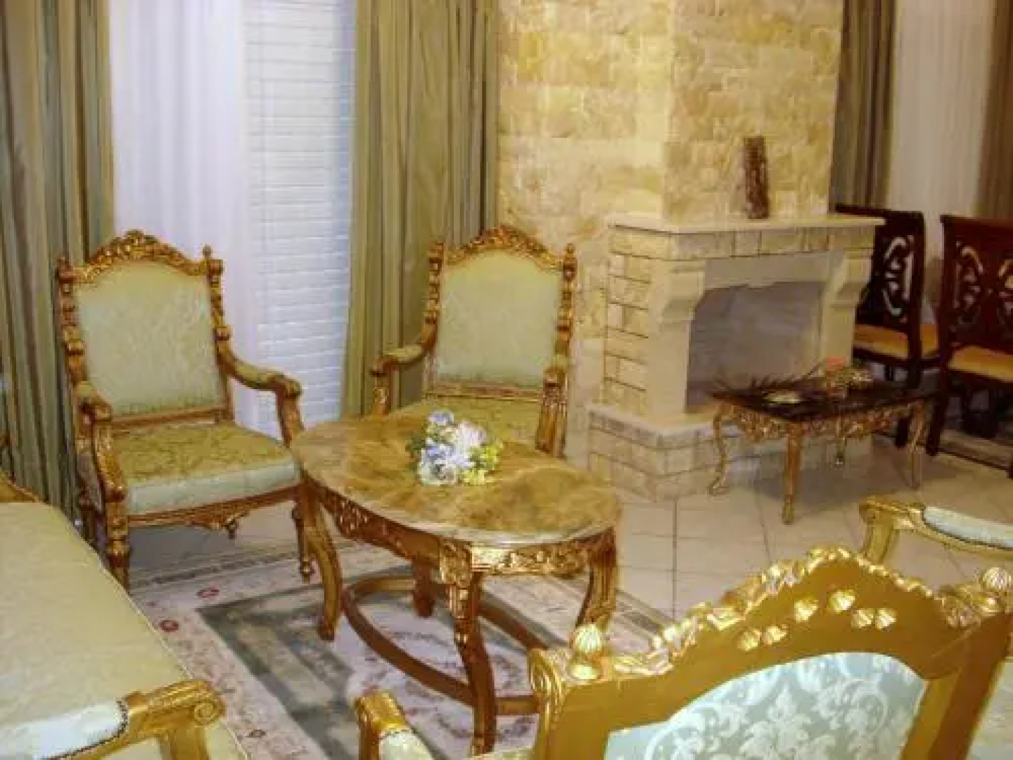 Kristallia Rooms