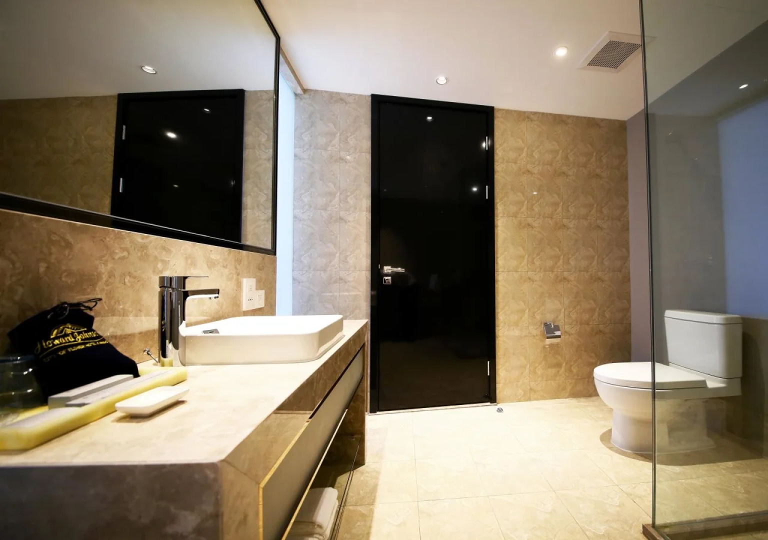 Howard Johnson City of Flower Hotel Kunming