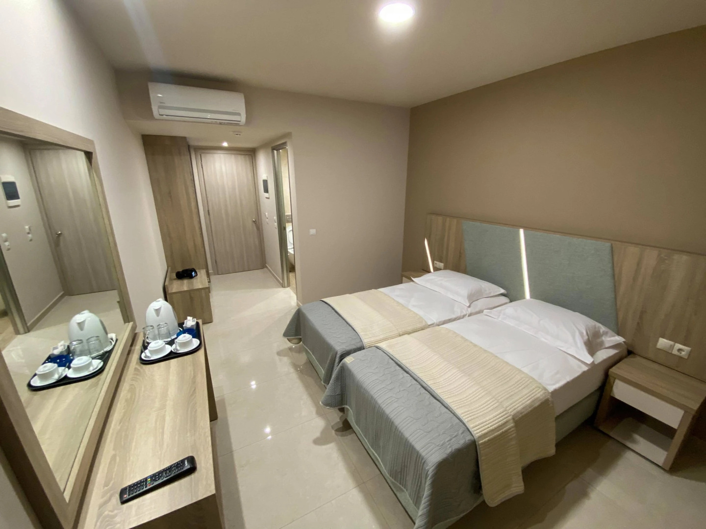 Eleni's Garden & Castello Suites