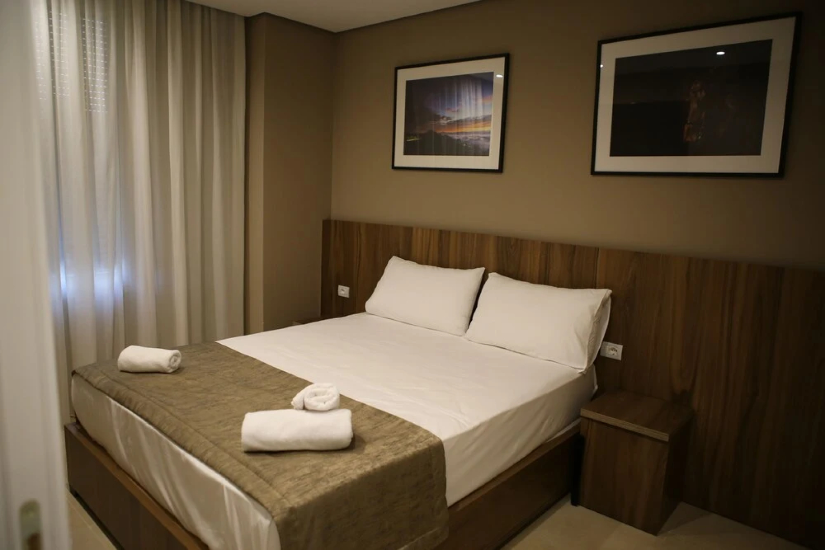 Twin Towers Hotel