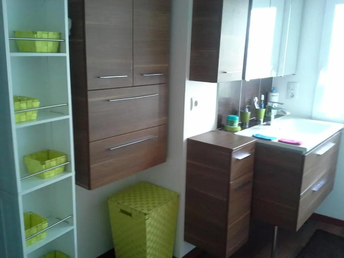 Magnifique appartement, face au Port de Granville, avec vue sur mer, à 200 m du centre ville.