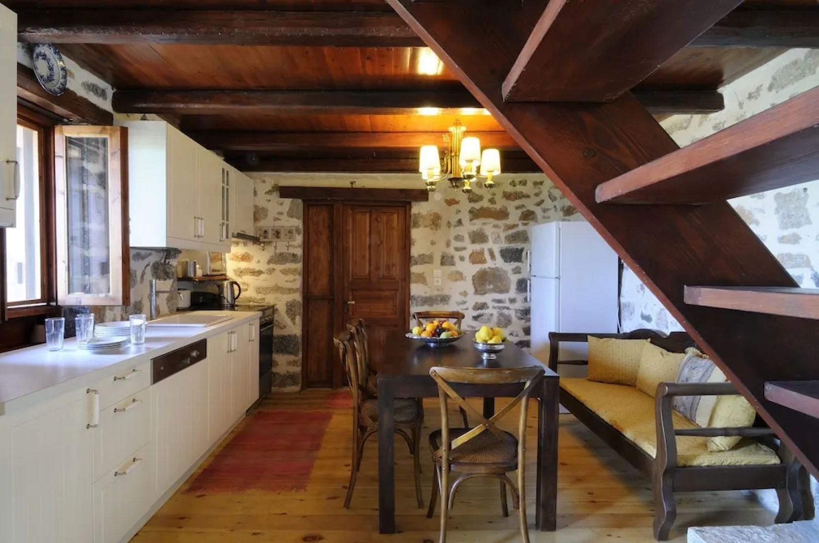 Elounda Traditional Art Suites