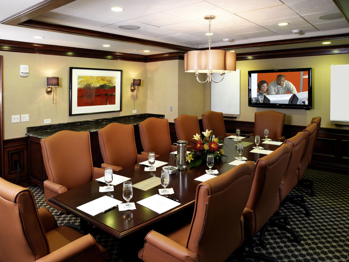 The Raphael Hotel, Autograph Collection