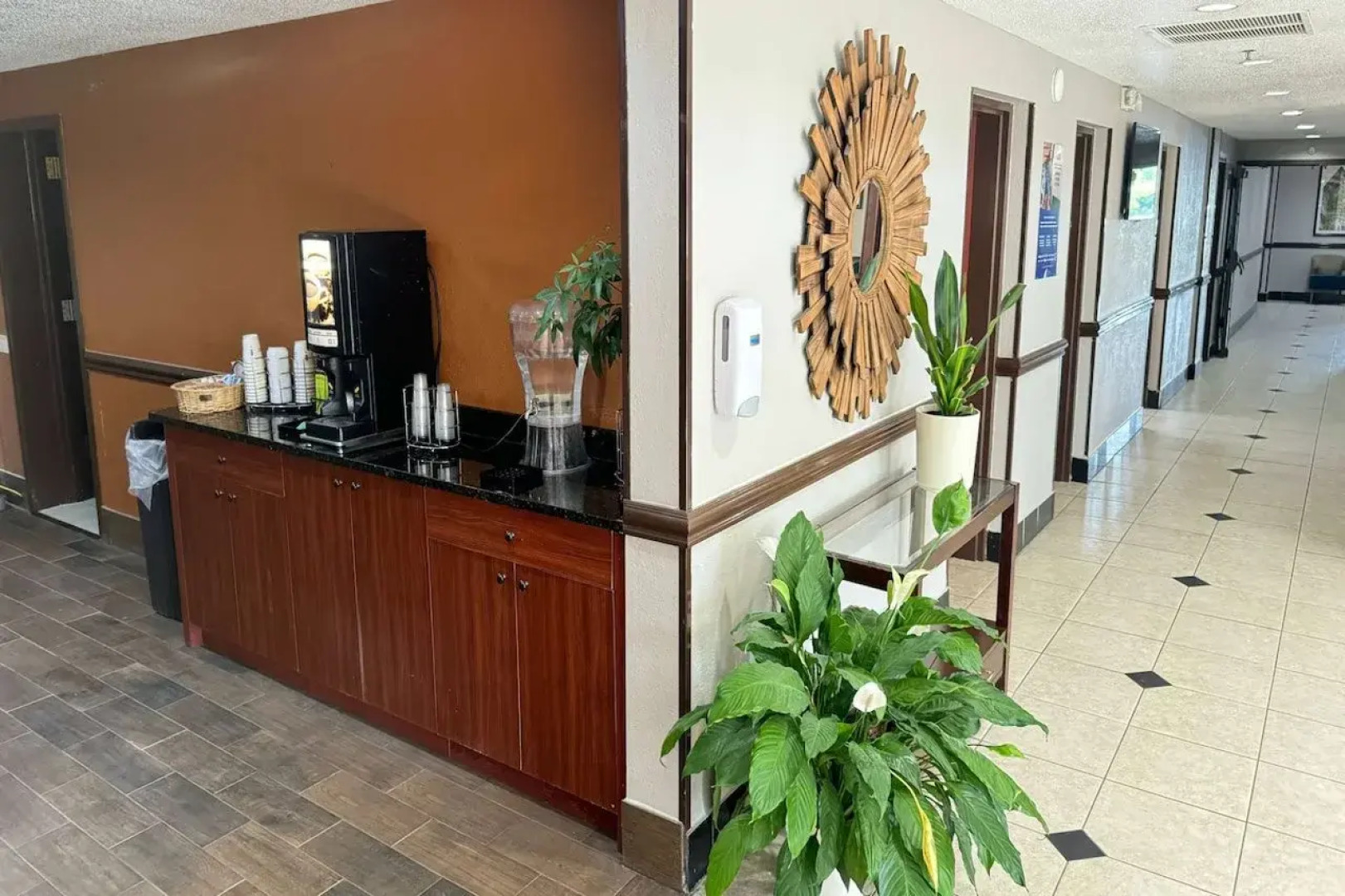 AmericInn by Wyndham Grand Rapids Airport North