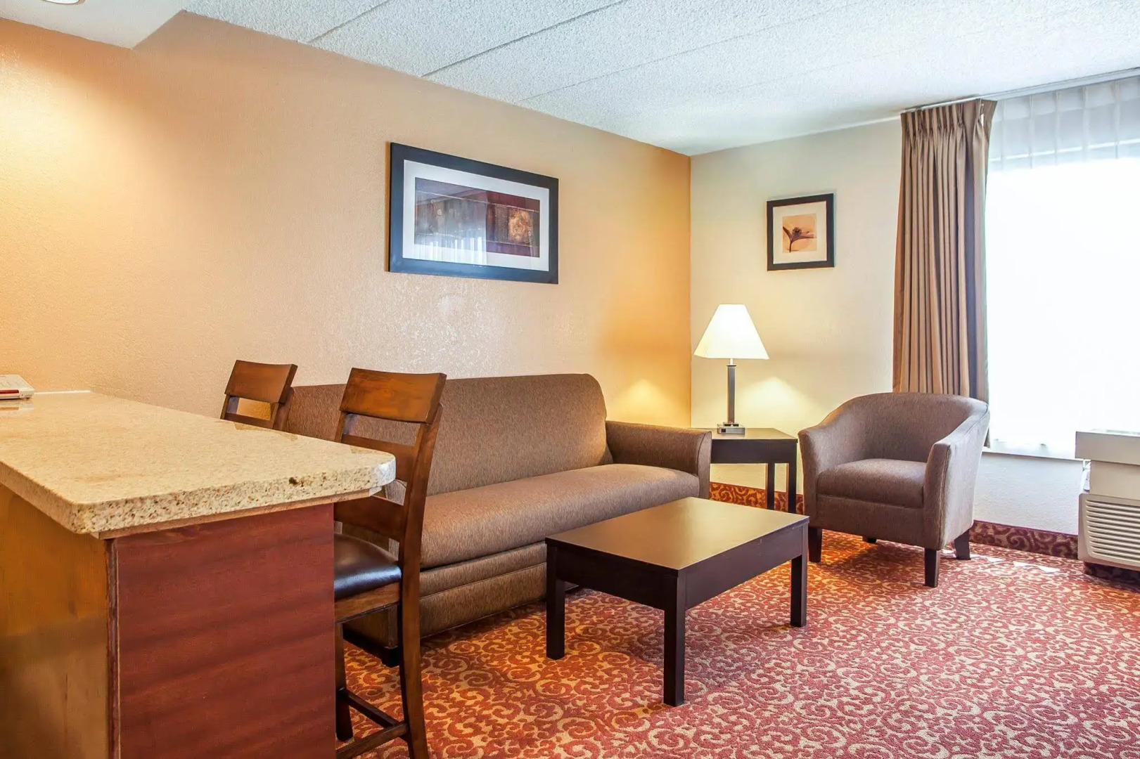 Quality Suites Milwaukee Airport