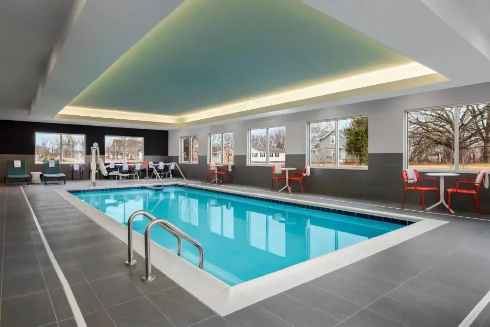 Tru By Hilton Oshkosh