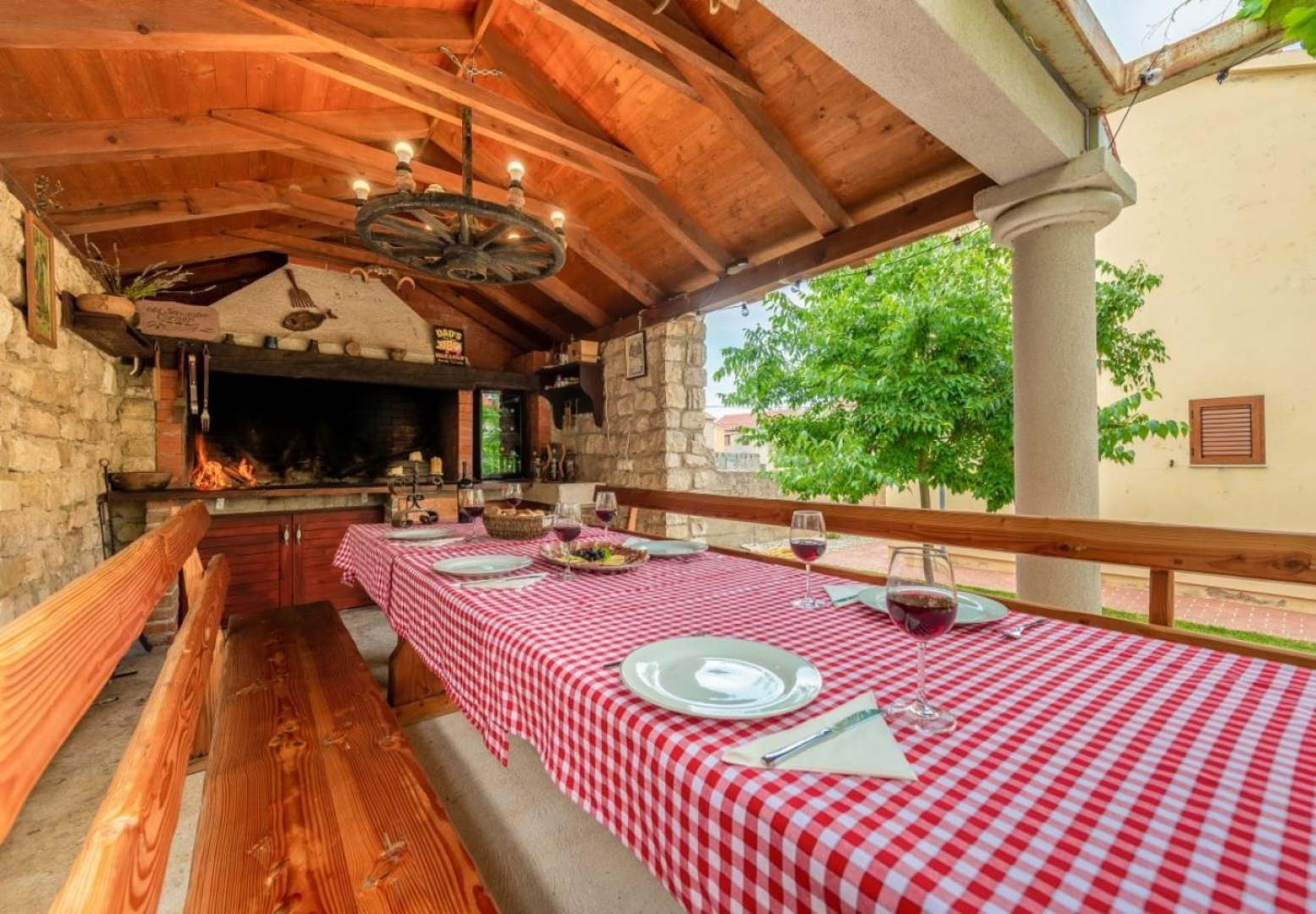 Apartment Bosko - 30m from the sea with parking: A3 Nin, Zadar riviera