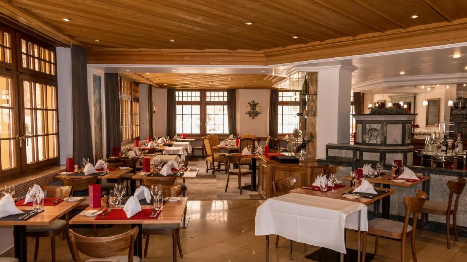 Thermalhotels und Walliser Alpentherme & SPA Leukerbad