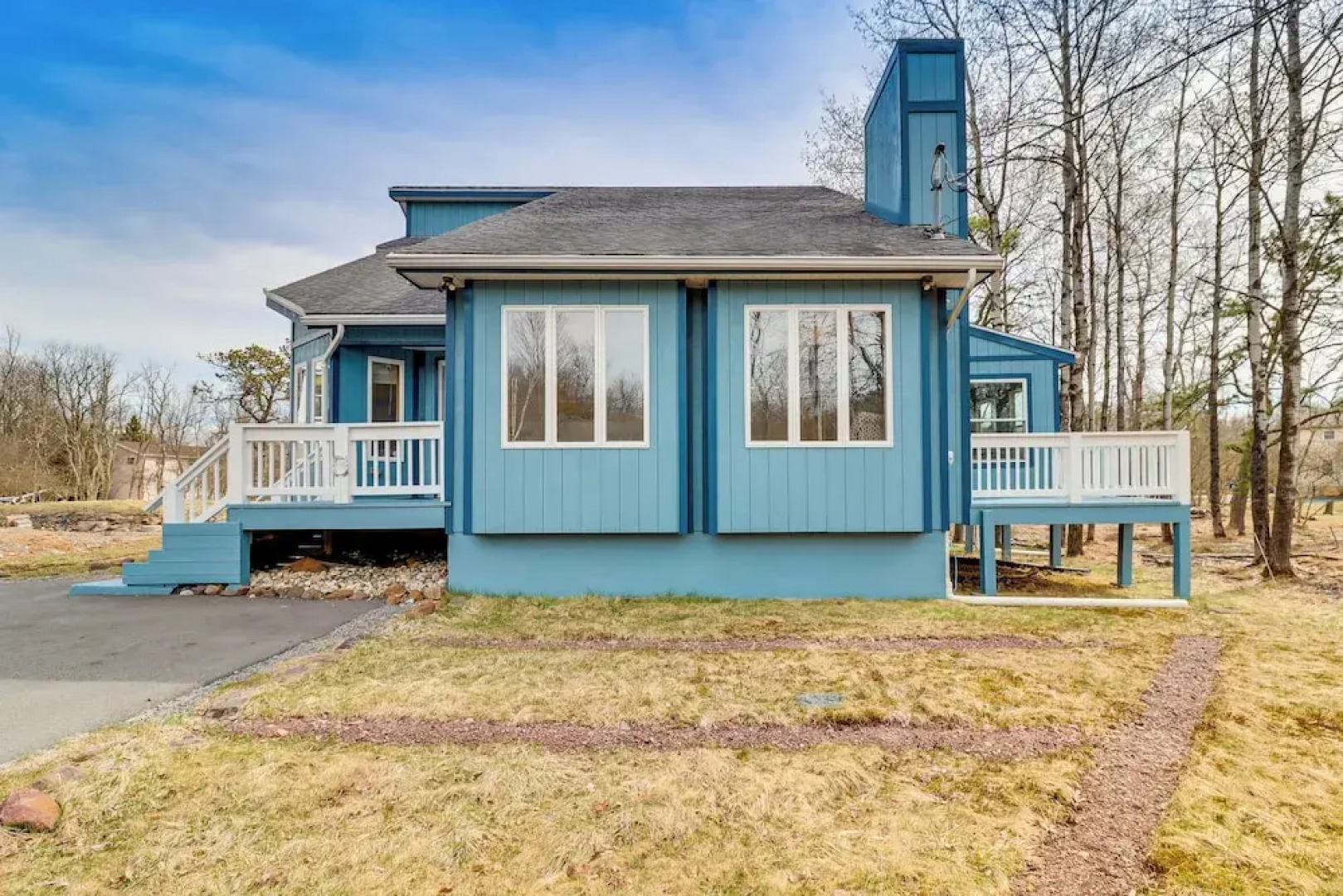 Pocono Retreat: Access to Community Lake & Beach!