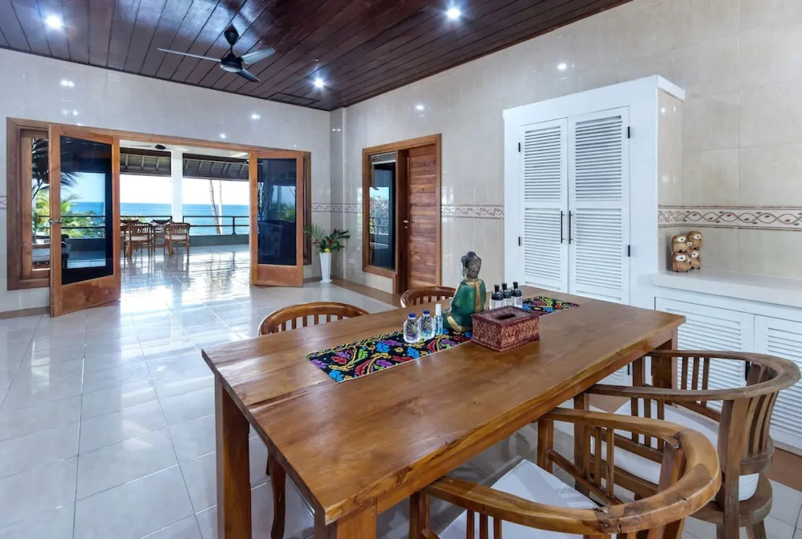 Kanna Seafront Estate