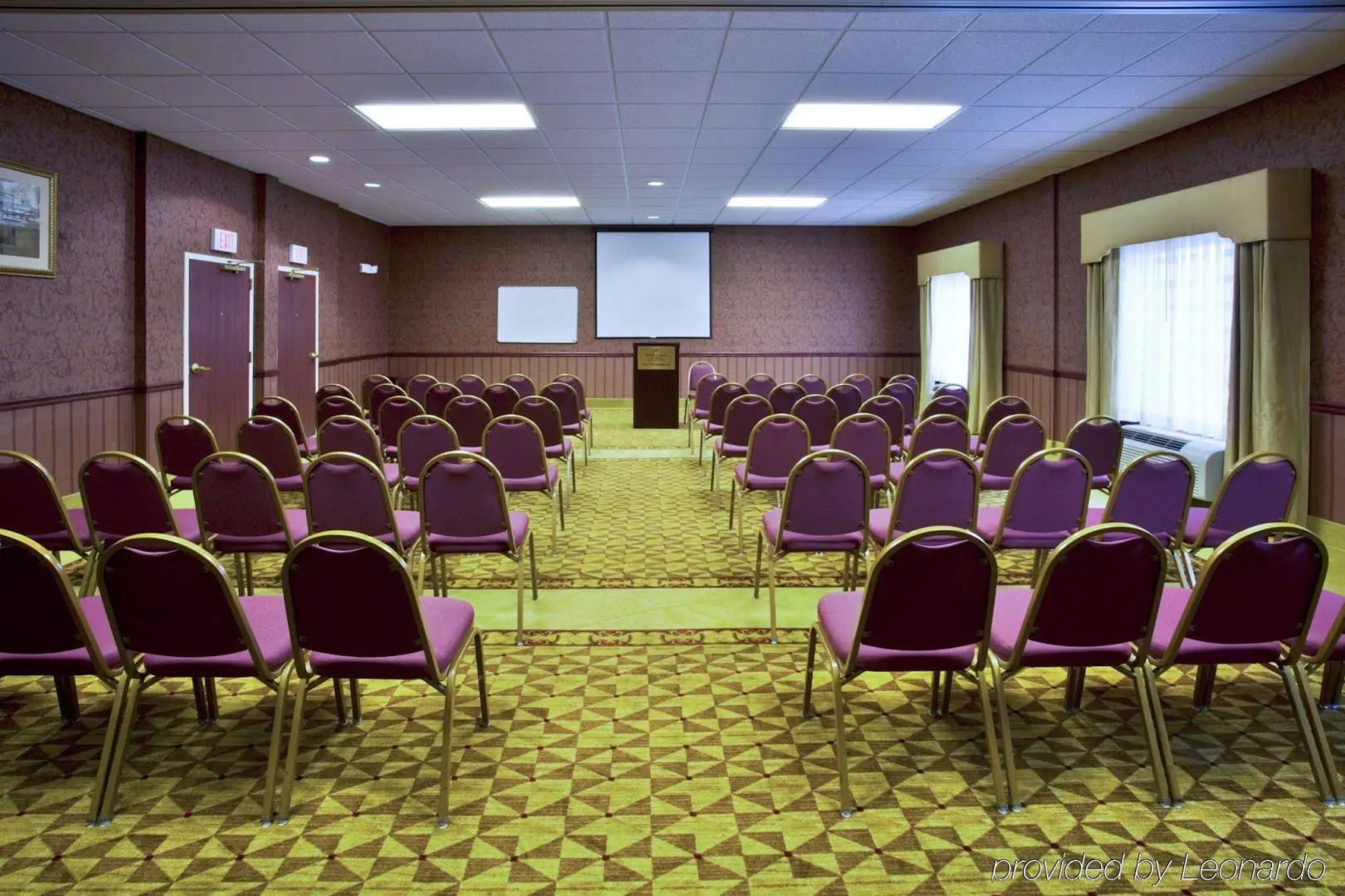 Holiday Inn Express St. Petersburg North (I-275) by IHG