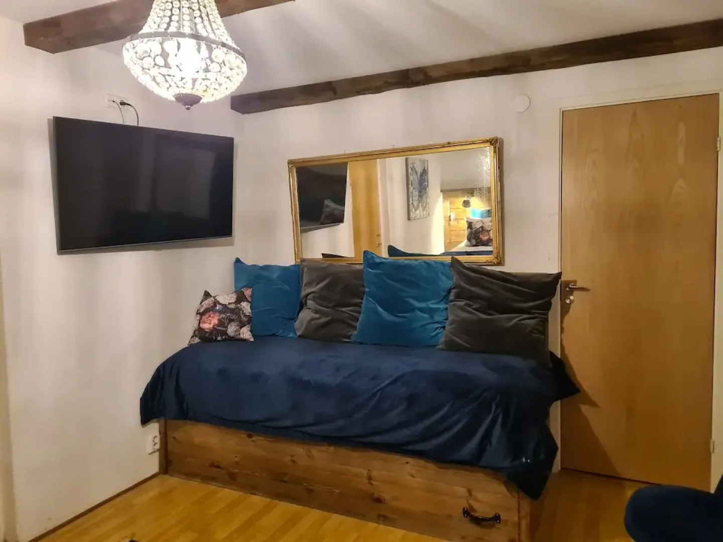 Lanthotell Lögnäs Gård