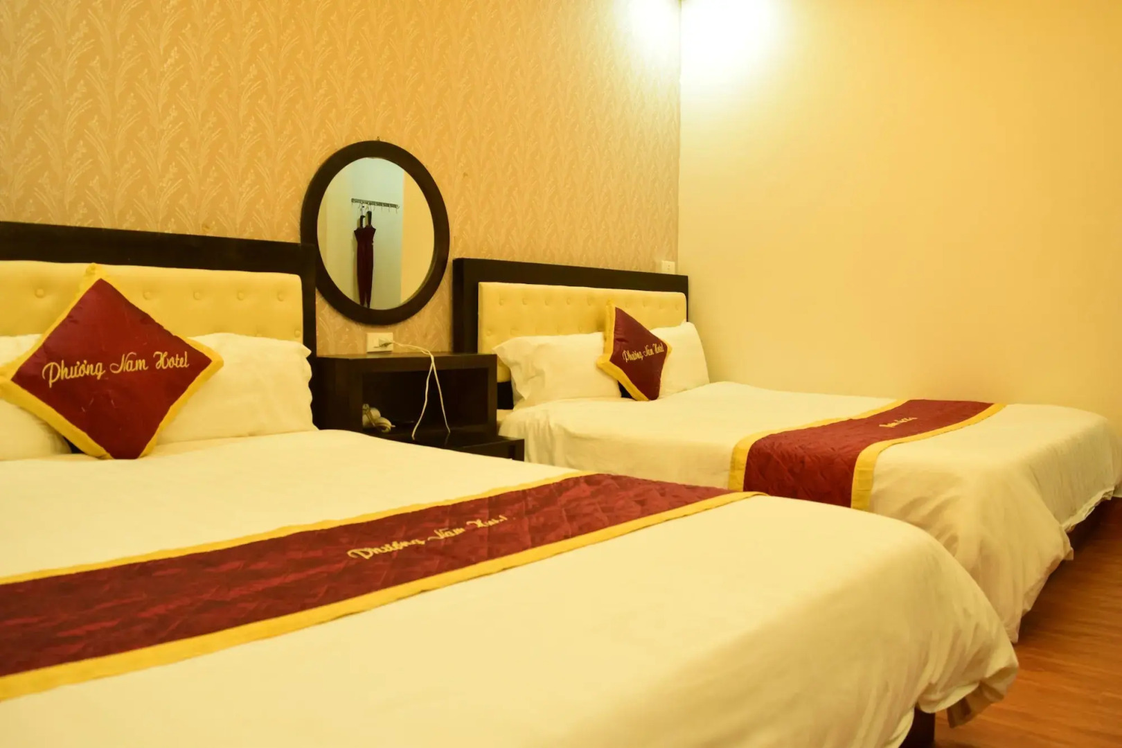 Phuong Nam Mountain View Hotel