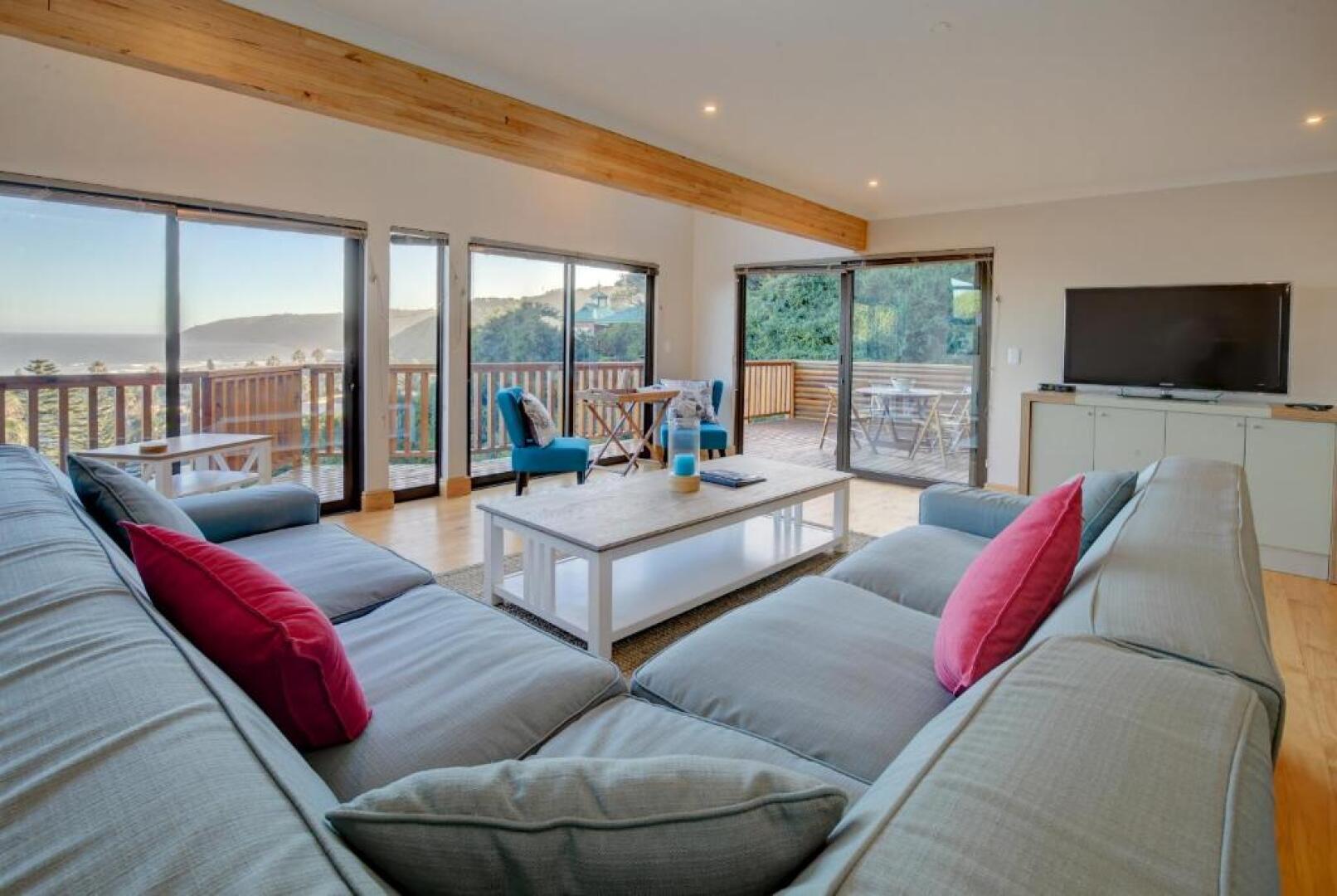 Boardwalk Lodge - self-catering