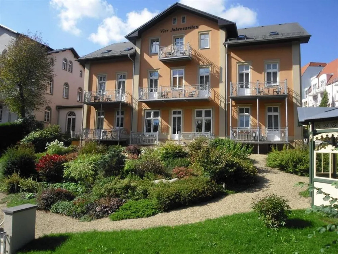 Hotel-Pension Vier Jahreszeiten