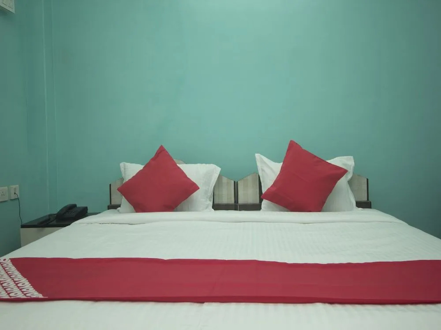 Oyo 17215 Garg Residency