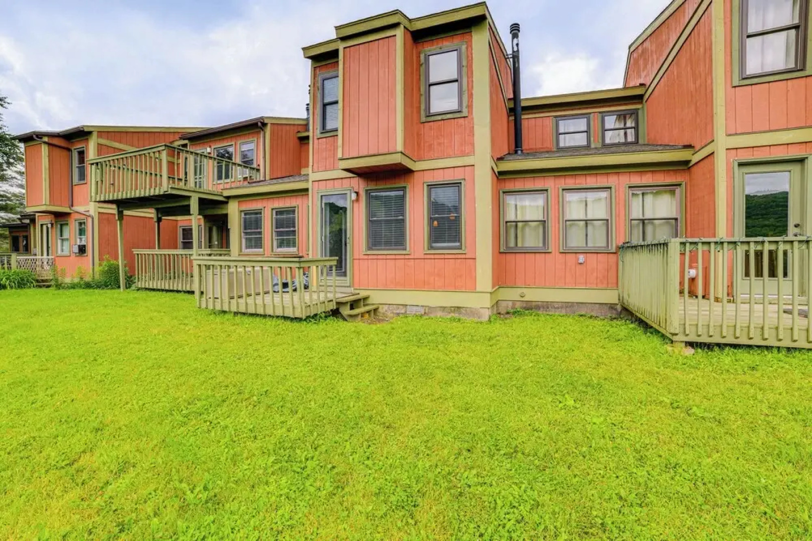 Cortland Townhome - Walk to Greek Peak Mtn Resort!
