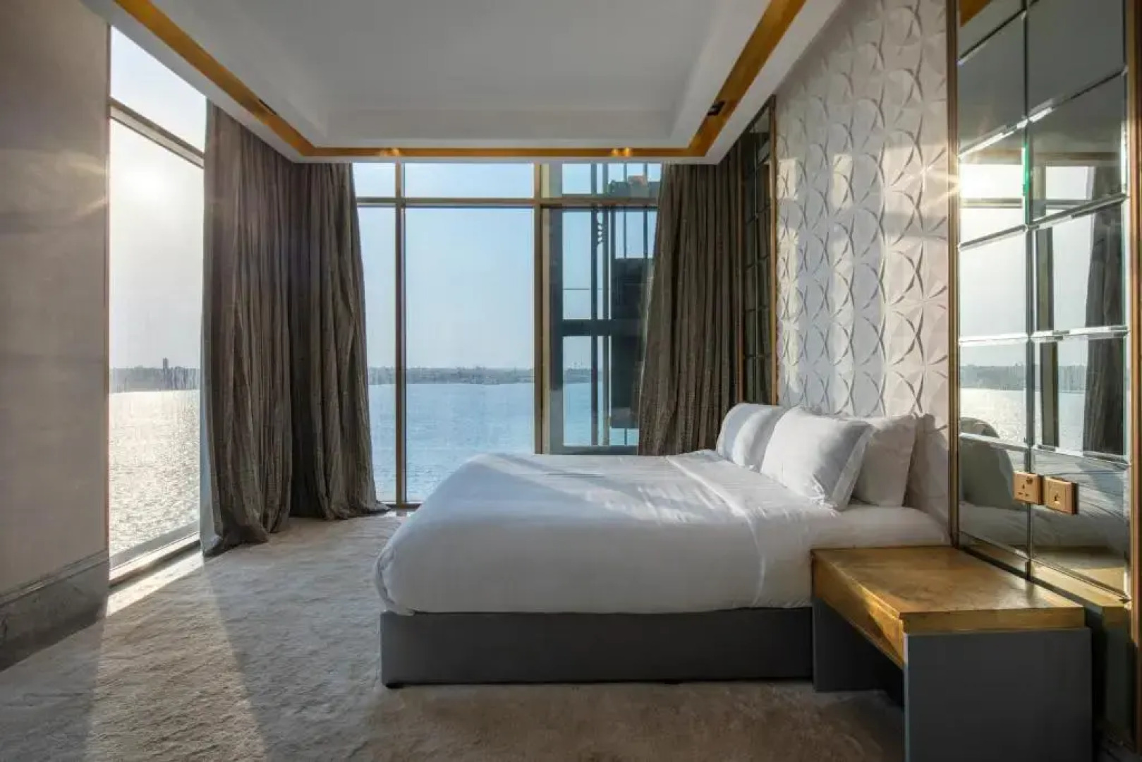 Mirada Blue - Marina