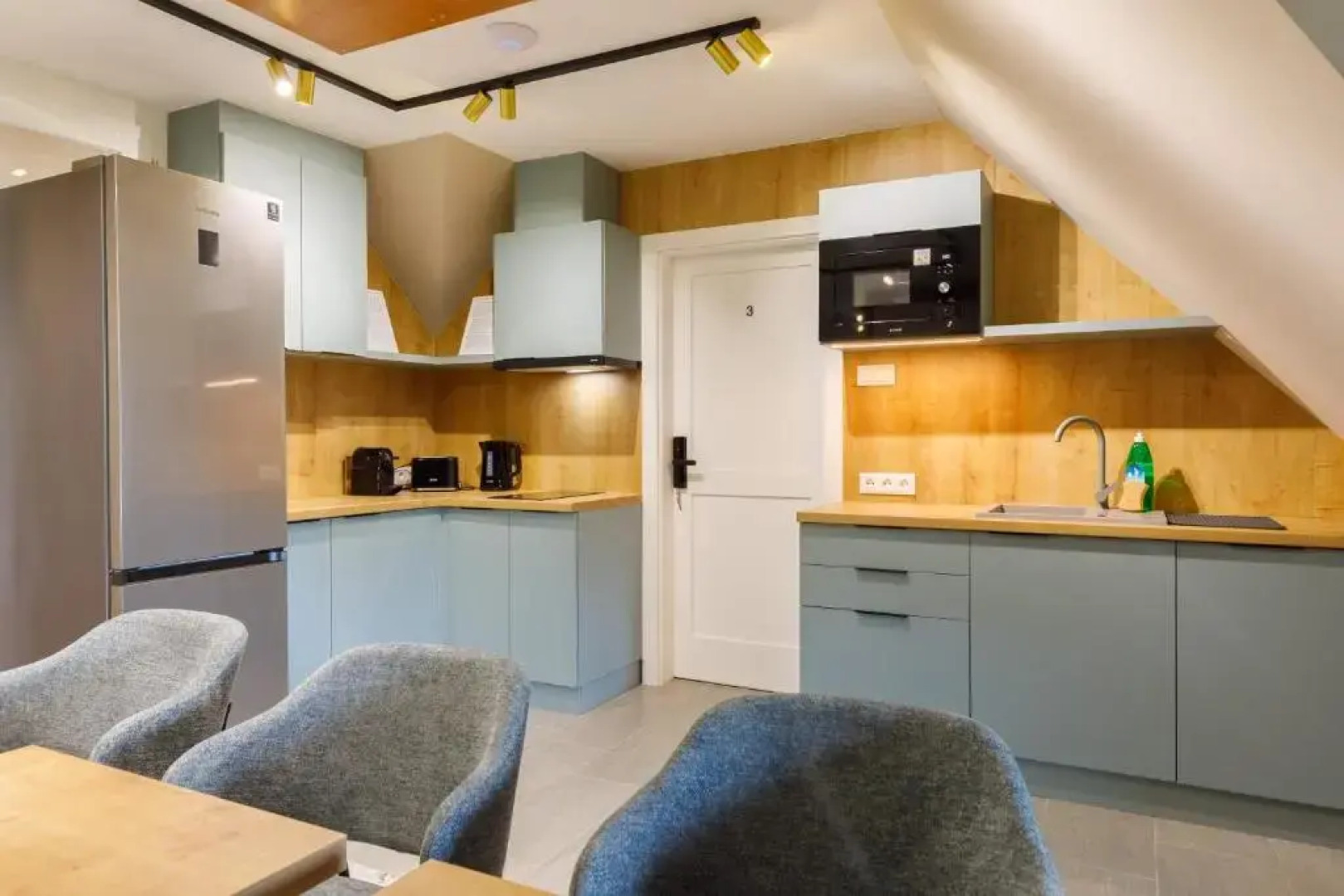 Lepke Apartmanház és Étterem