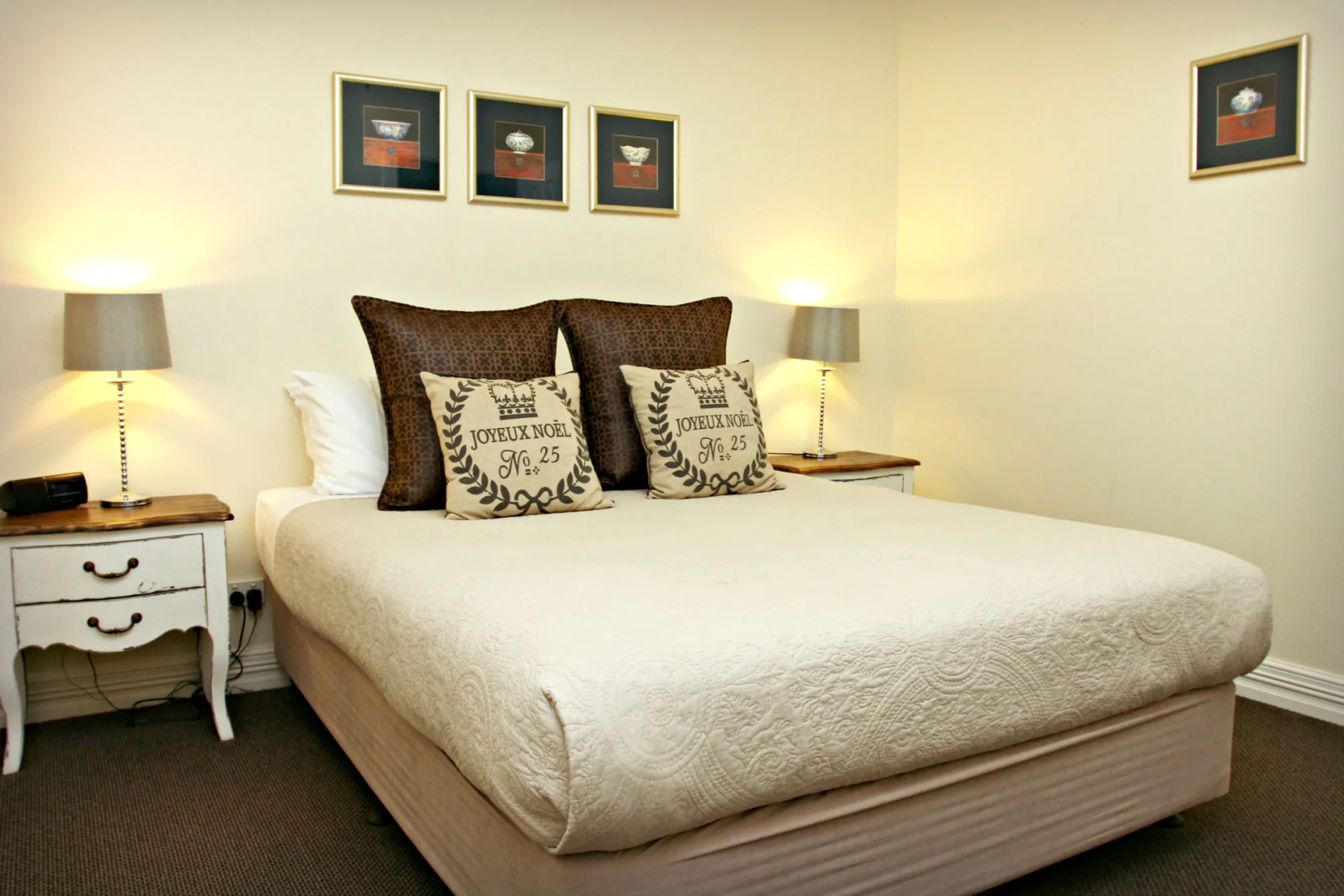 CocknBull Boutique Hotel