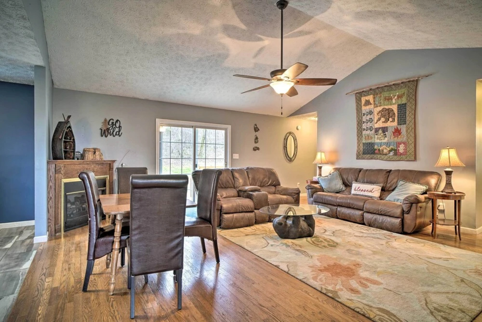 Charming 'hideaway Haven' Near Pigeon Forge!